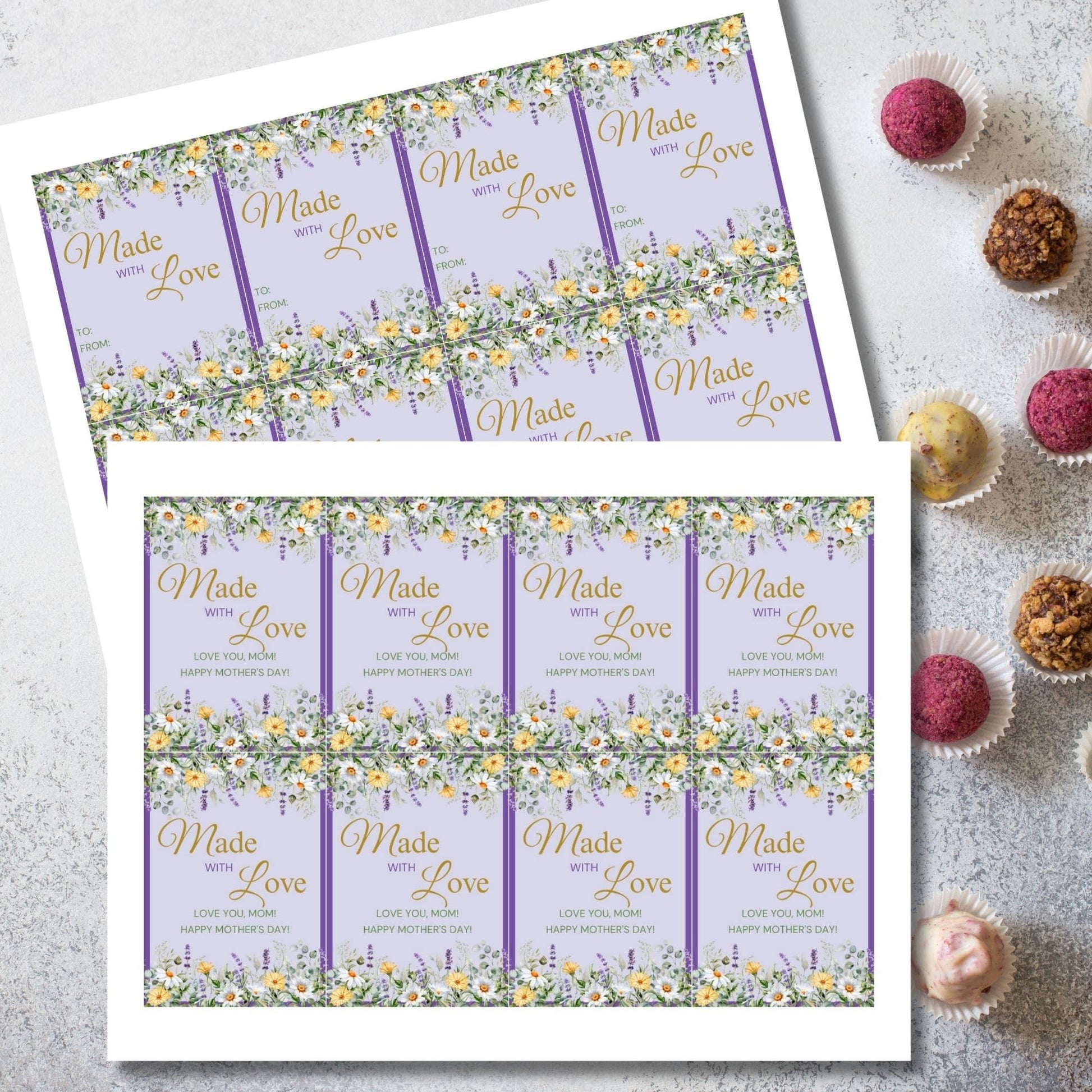 Gift tags with a floral design and the message Made with Love, Love you, Mom! Happy Mother&#39;s Day! on a purple background, ideal for Mothers Day and appreciation gifts.